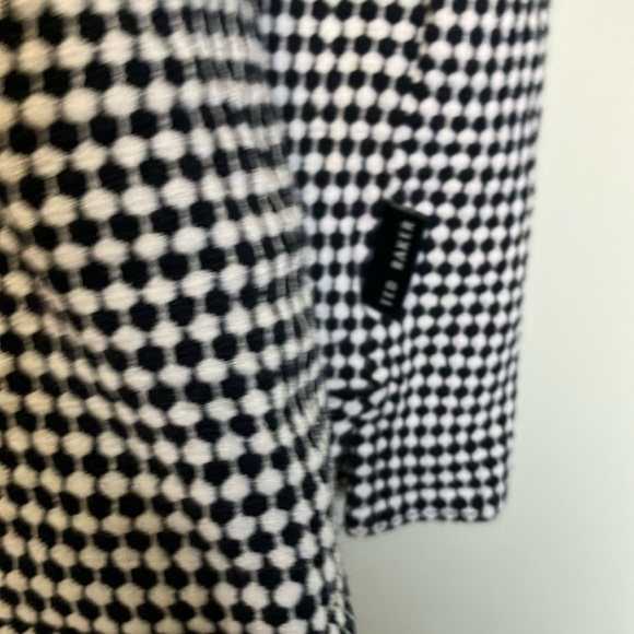 Men's Black and White Checkered Shirt - Picture 4 of 6